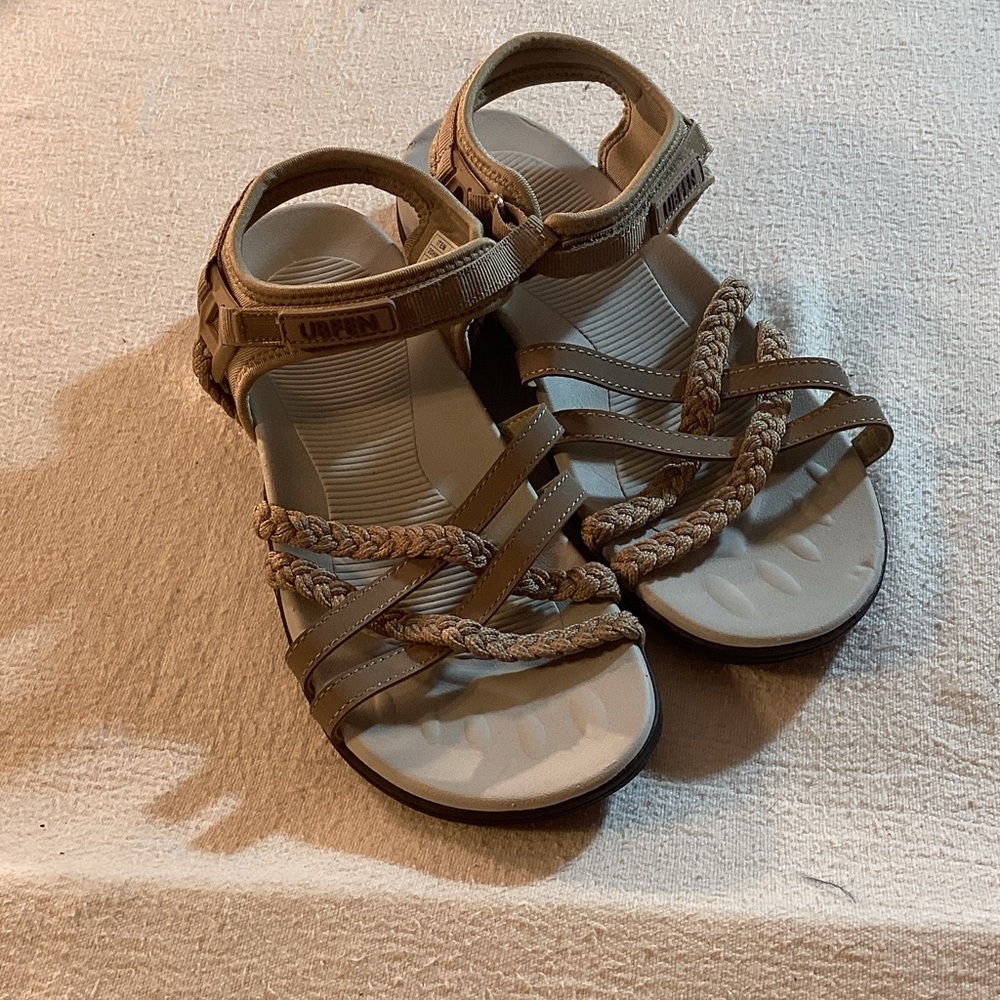 Ubfen Tan Braided Sandals